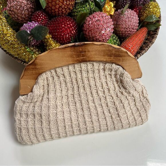 Dreamy Mod Boho 1960s Cream Fabric Knit Wooden Top Clutch Handbag